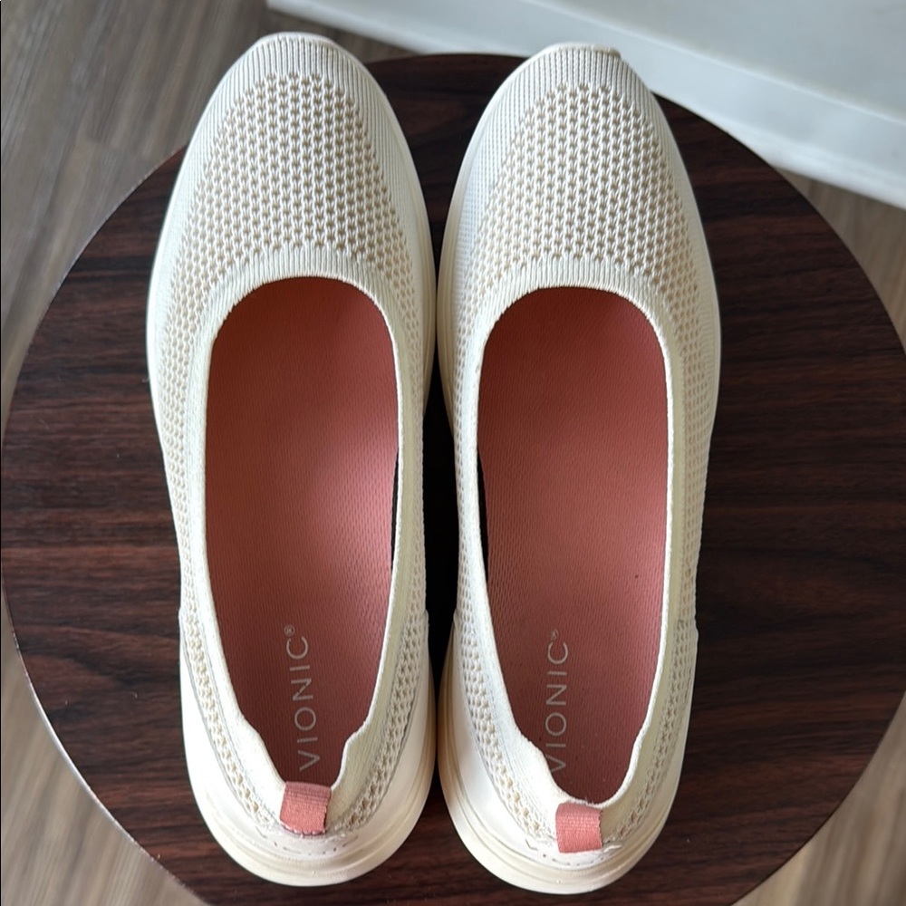 Vionic Shoes Cream Flats Slip On Mesh Kallie Womens 10 sporty